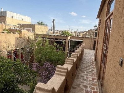 اقامتگاه بومگردی "اتاق 8"