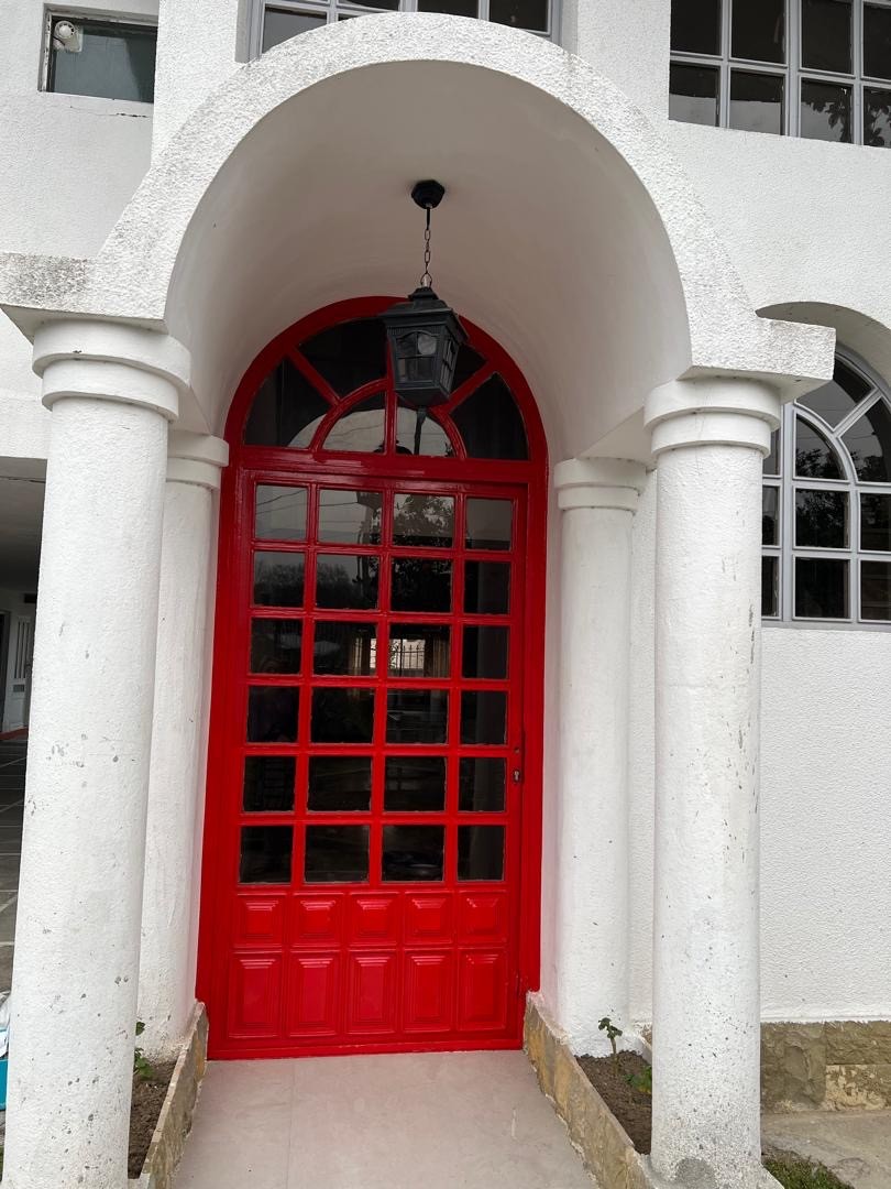 ورودی اقامتگاه