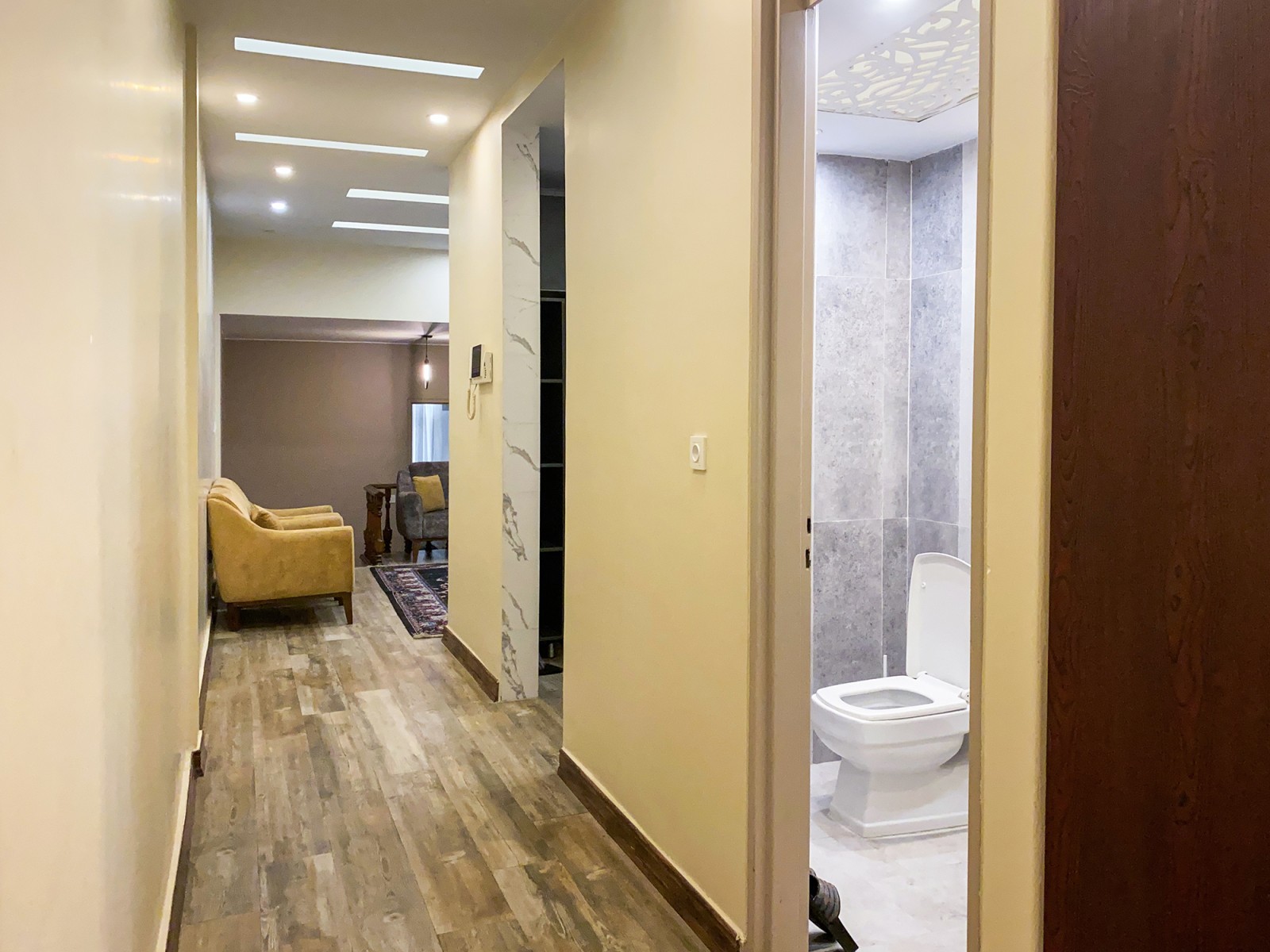 ورودی اقامتگاه