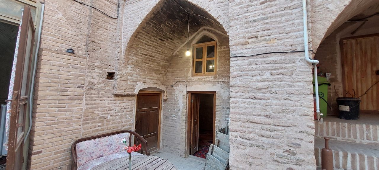 ورودی اقامتگاه ورودی اقامتگاه