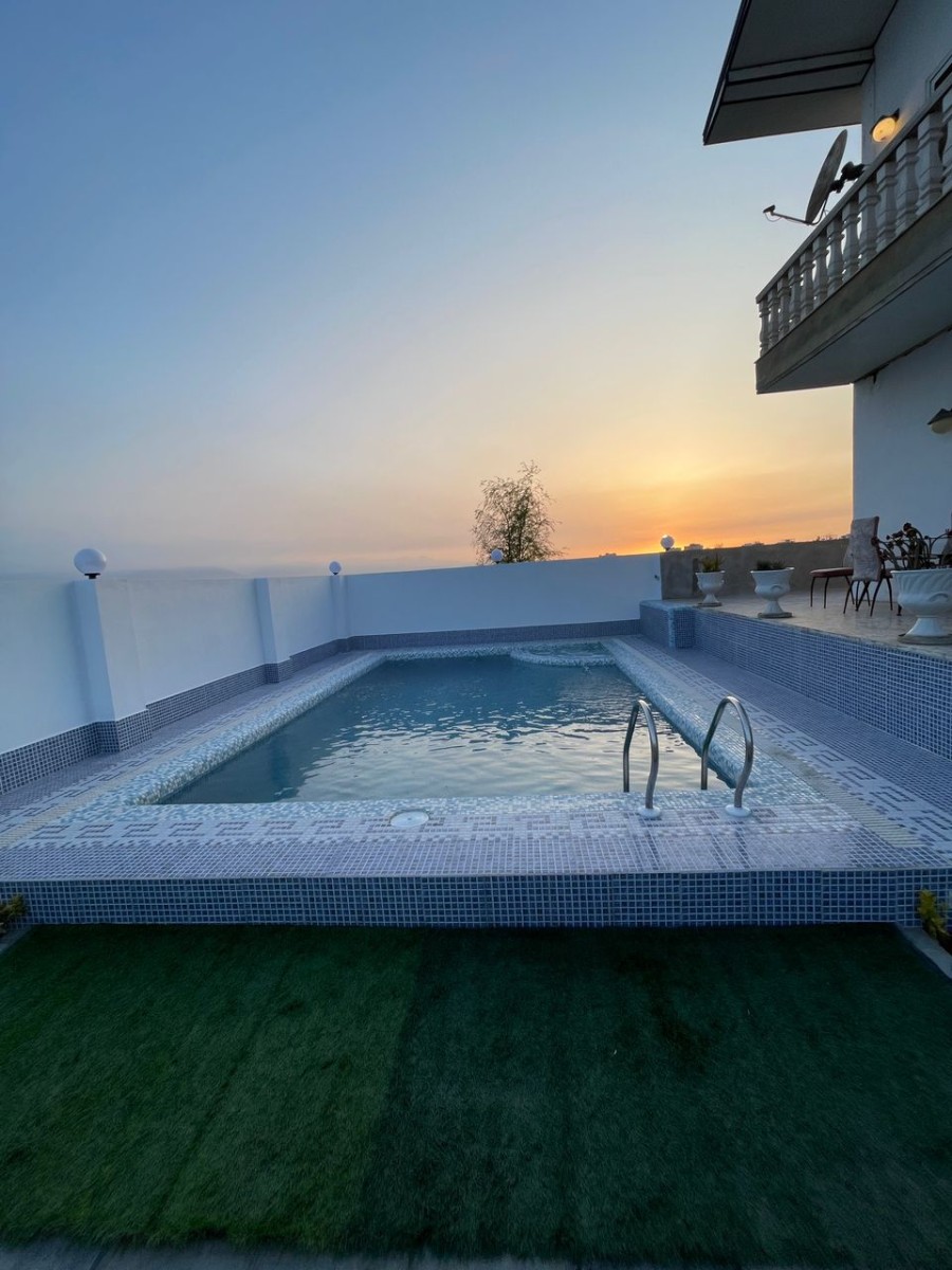 استخر استخر