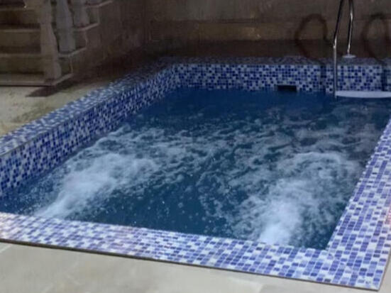 استخر استخر