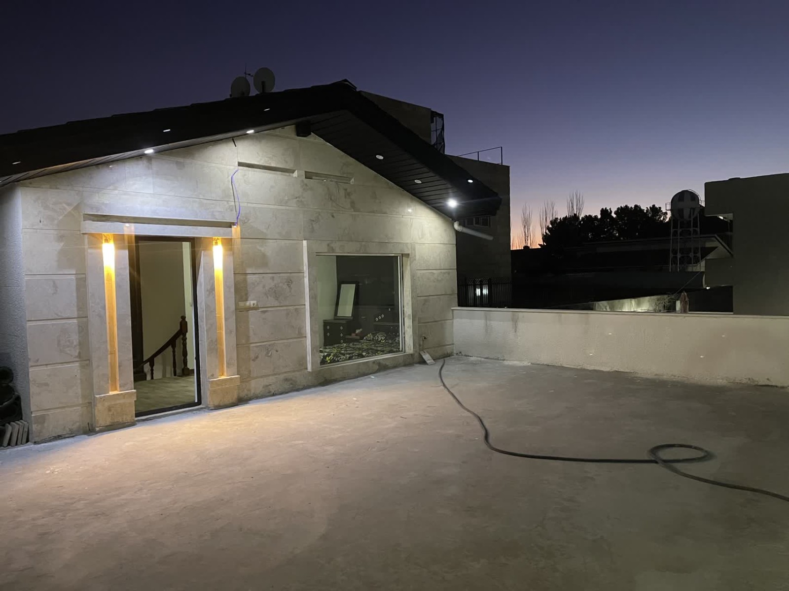 نمای ساختمان