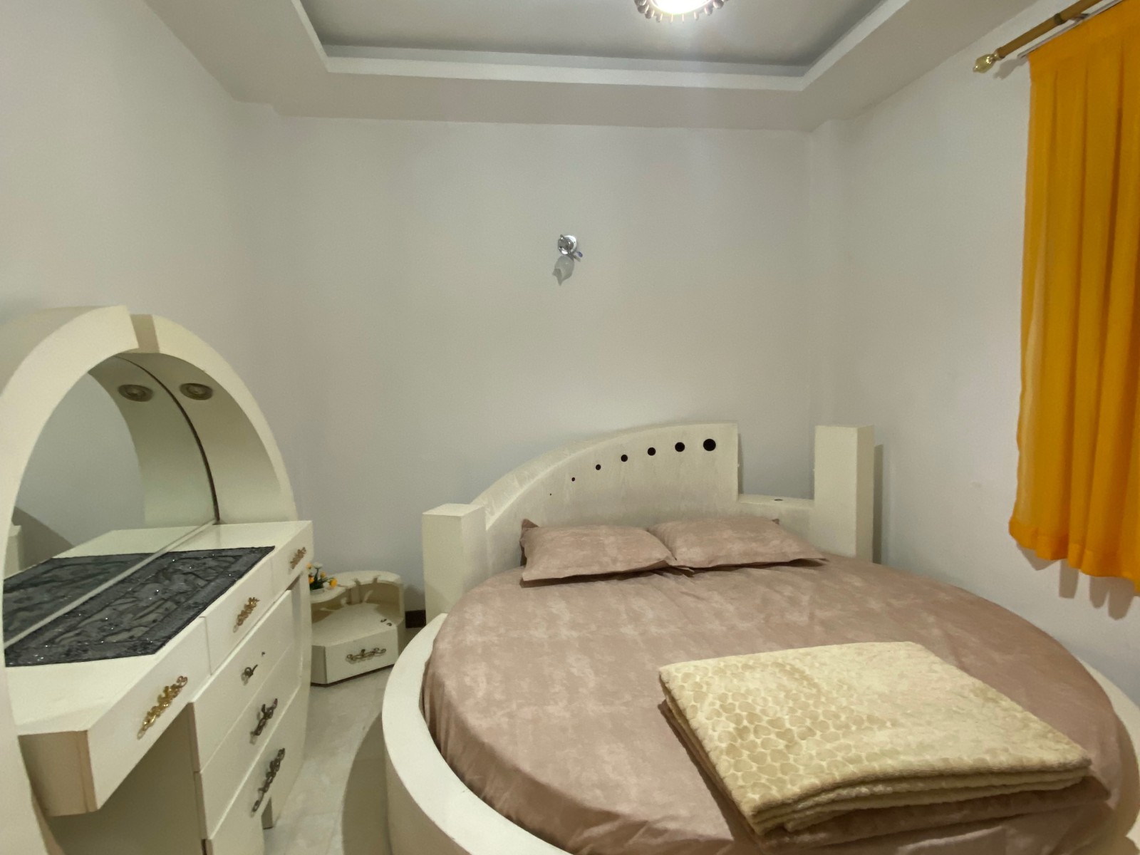 اتاق‌خواب2