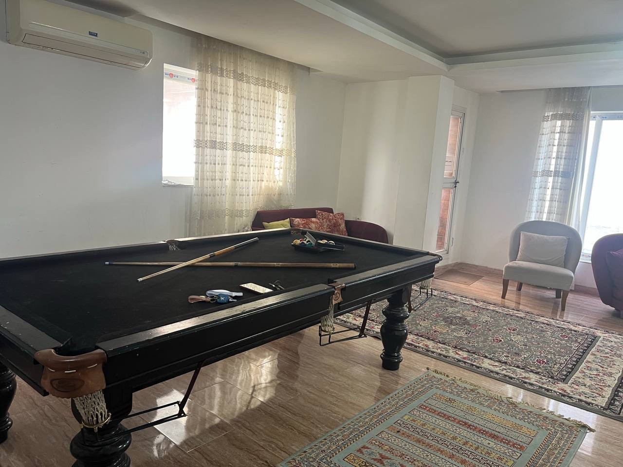 میز بیلیارد میز بیلیارد