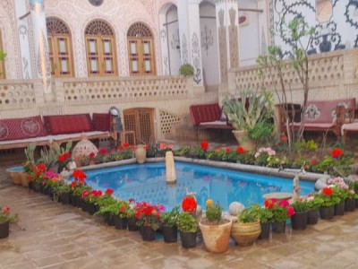 اقامتگاه امیرالسلطنه "شبستان 2 شش تخته"