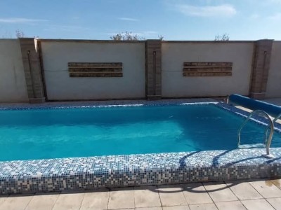 باغ ویلا استخردار ابگرم شادمهر