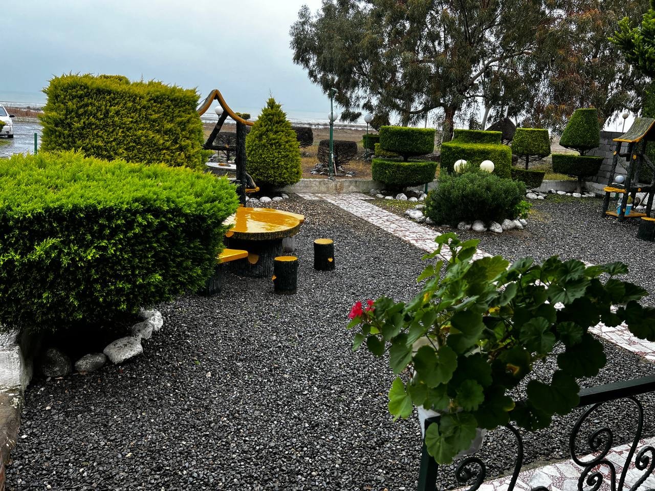 ویو تراس با نمای دریا ویو تراس با نمای دریا