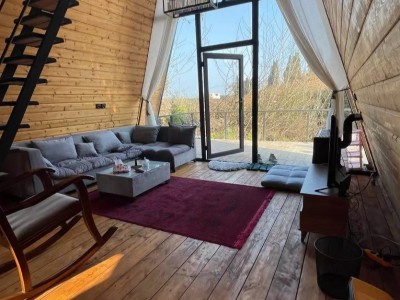 کلبه سوئیسی یک خوابه در عباس آباد