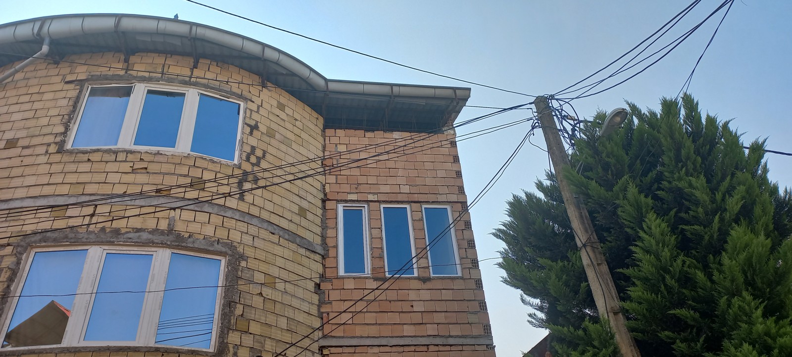 نمای ساختمان