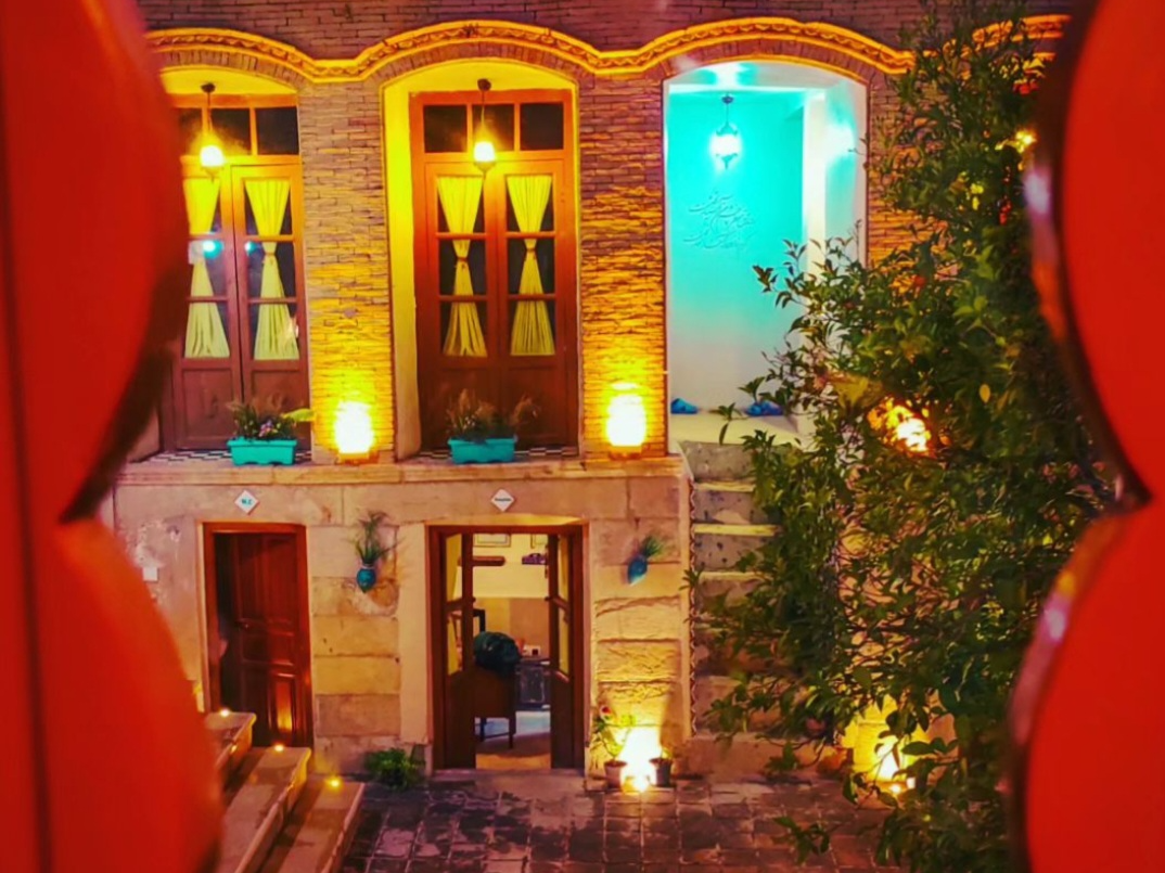 نمای ساختمان