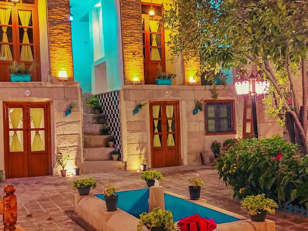 نمای ساختمان