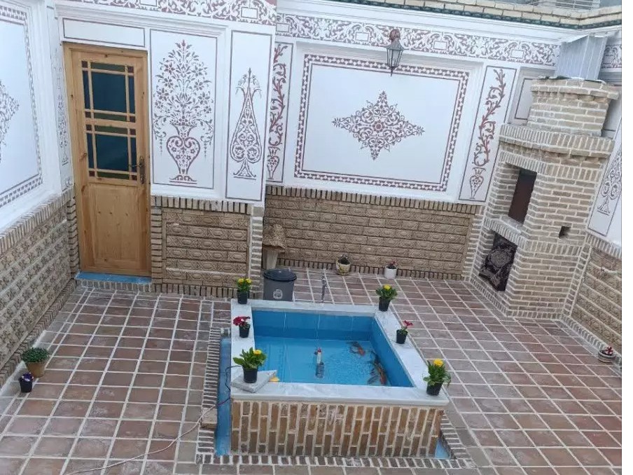 حیاط