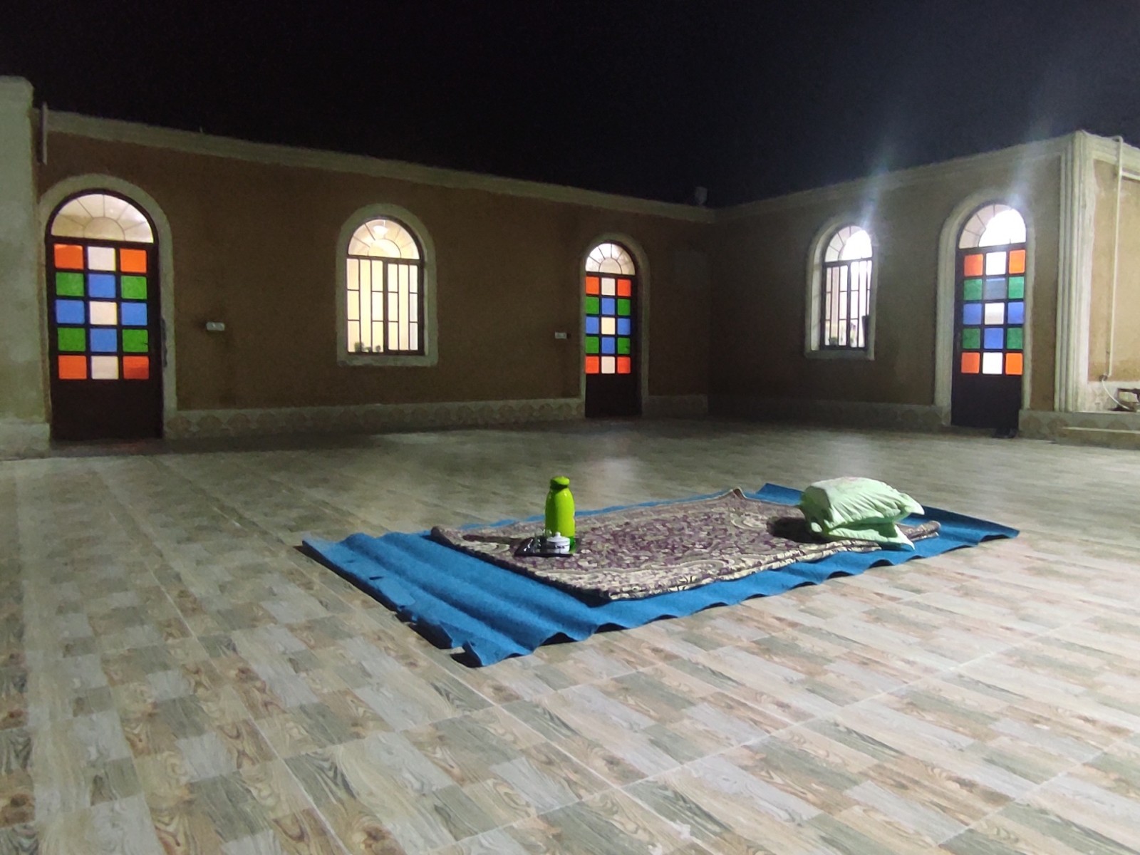 ورودی اقامتگاه