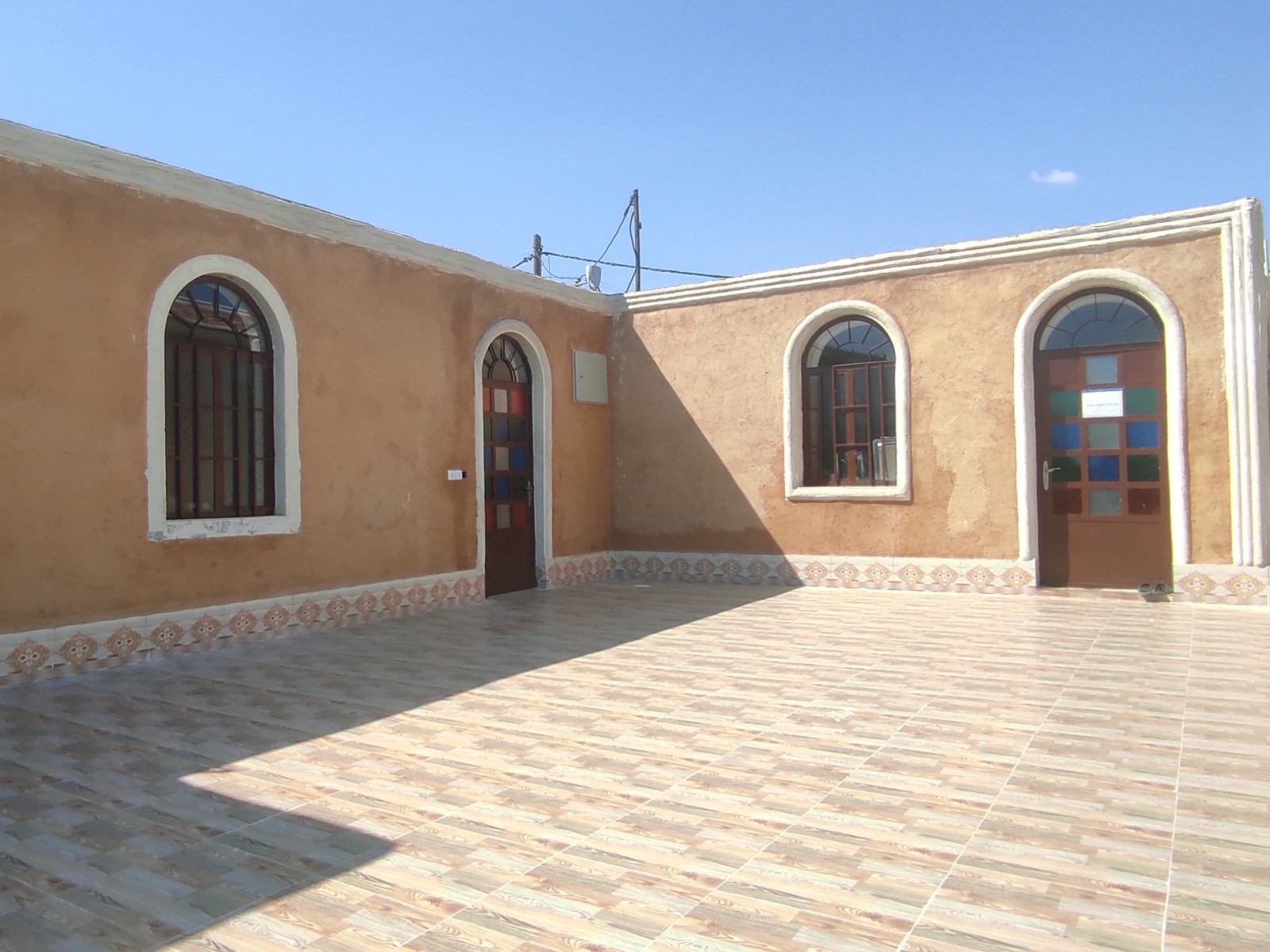 ورودی اقامتگاه