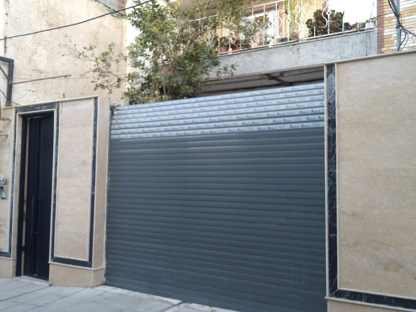 ورودی اقامتگاه