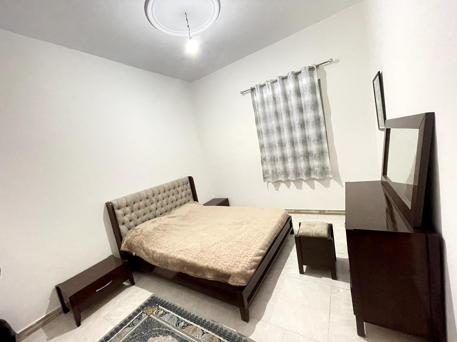 اتاق‌خواب 1