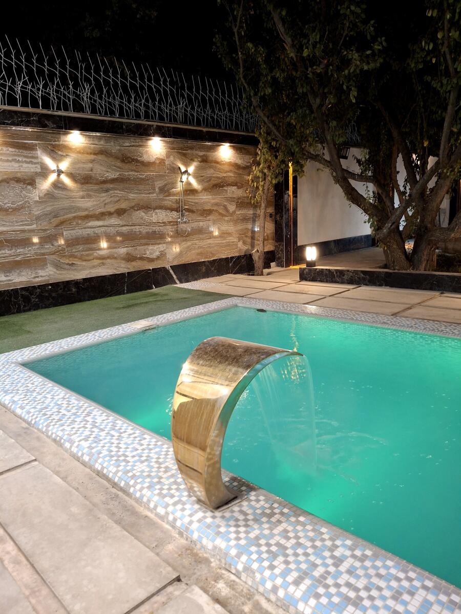 استخر استخر