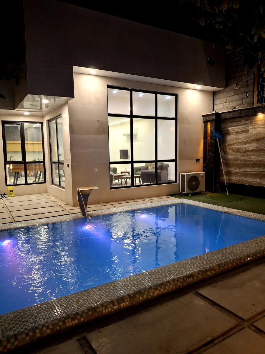 استخر استخر