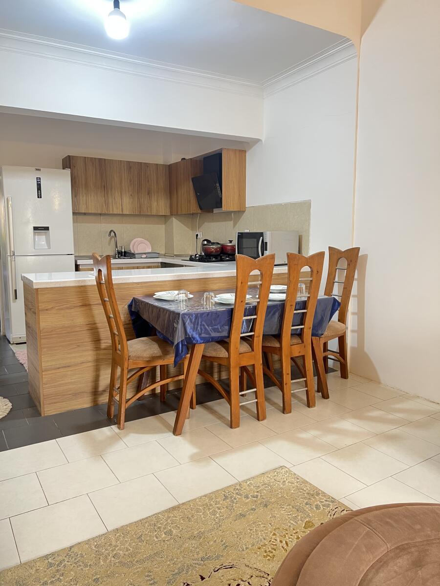 اتاق پذیرایی و آشپزخانه اتاق پذیرایی و آشپزخانه