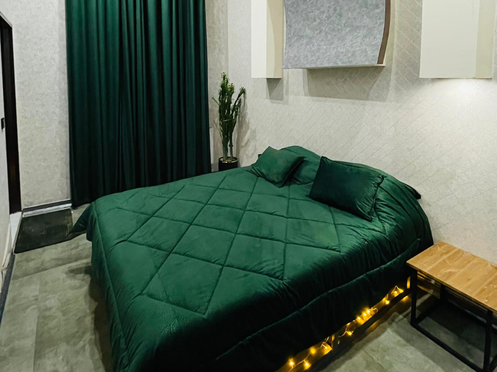 اتاق‌خواب 1