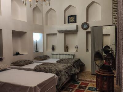 "اتاق نیرخاتون" اقامتگاه سنتی عمارت اعیانی