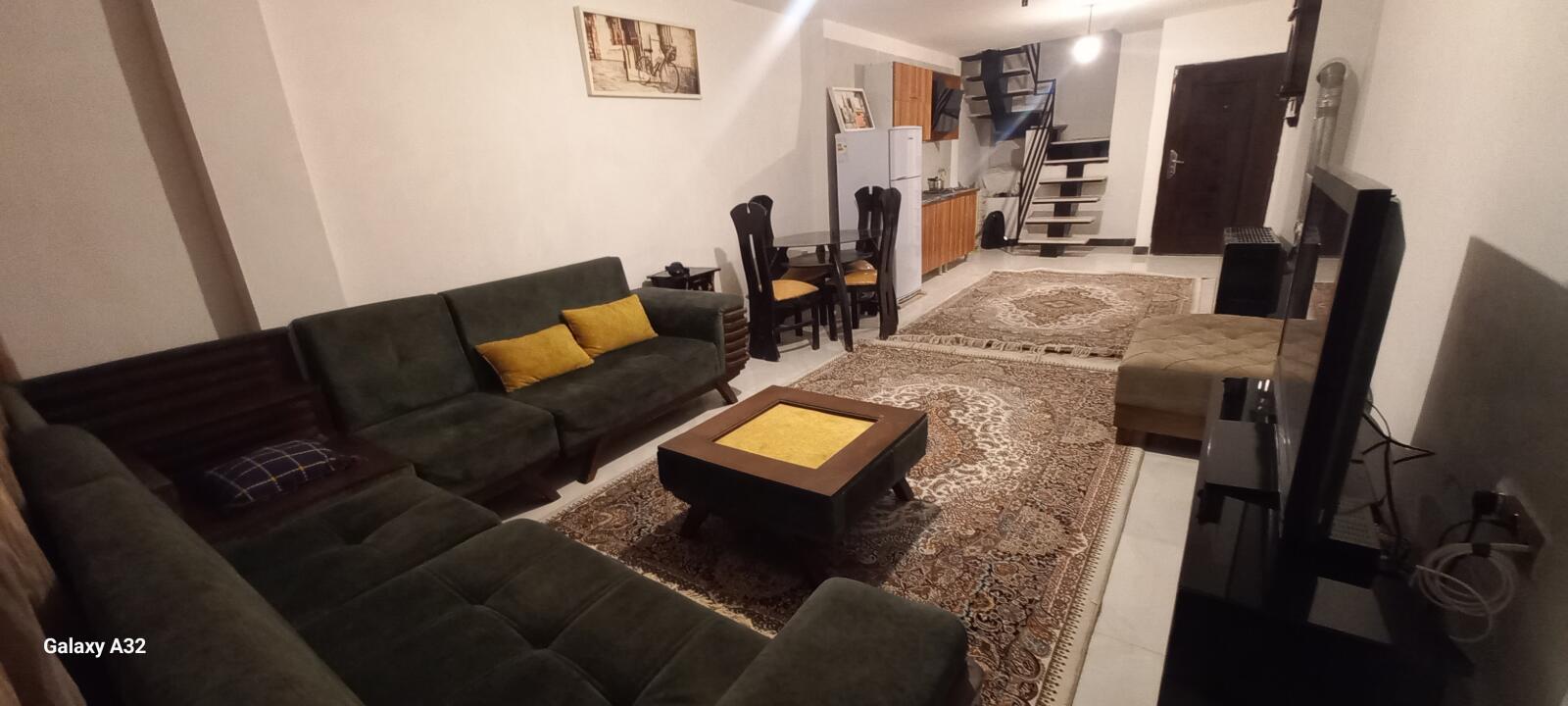 اتاق پذیرایی و آشپزخانه اتاق پذیرایی و آشپزخانه