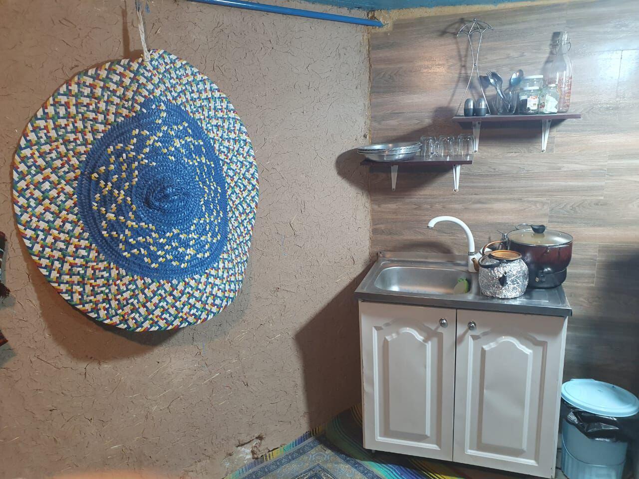 اتاق پذیرایی و آشپزخانه اتاق پذیرایی و آشپزخانه