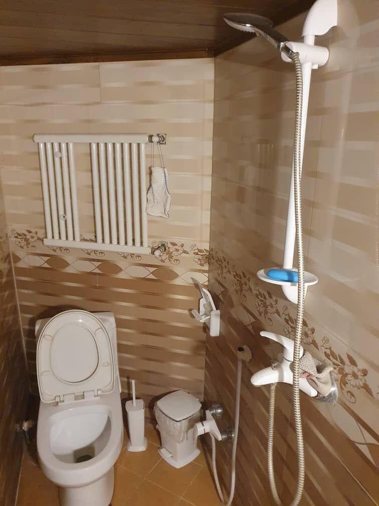 سرویس بهداشتی و حمام مشترک