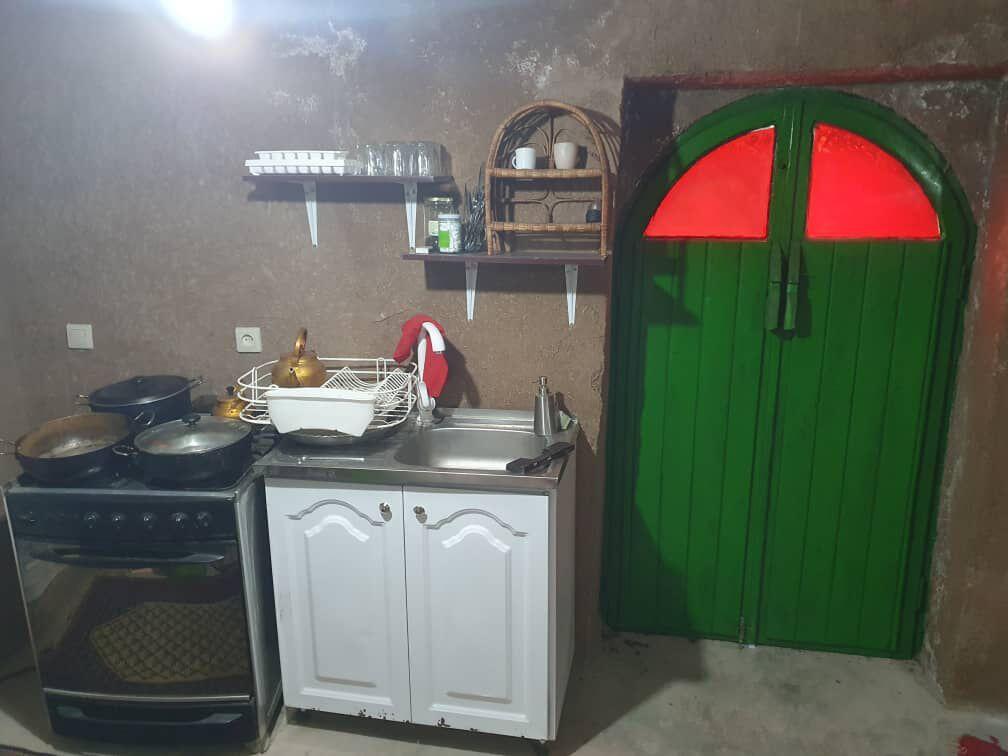 اتاق پذیرایی و آشپزخانه اتاق پذیرایی و آشپزخانه