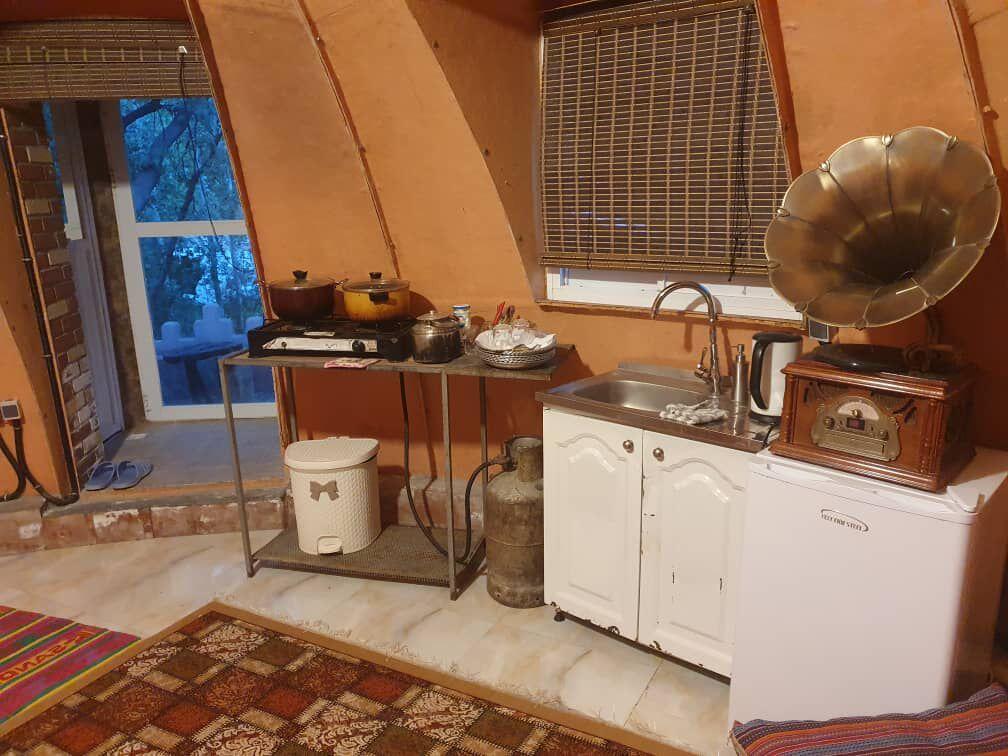 اتاق پذیرایی و آشپزخانه اتاق پذیرایی و آشپزخانه