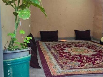 "اتاق 2" اقامتگاه بومگردی رادین