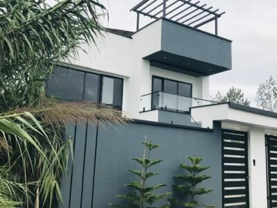 ویلای تریبلکس مدرن استخردار