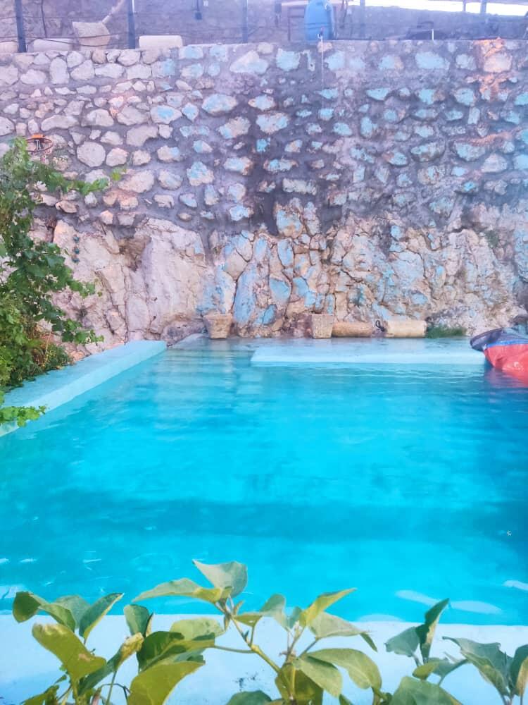 استخر مشترک استخر مشترک