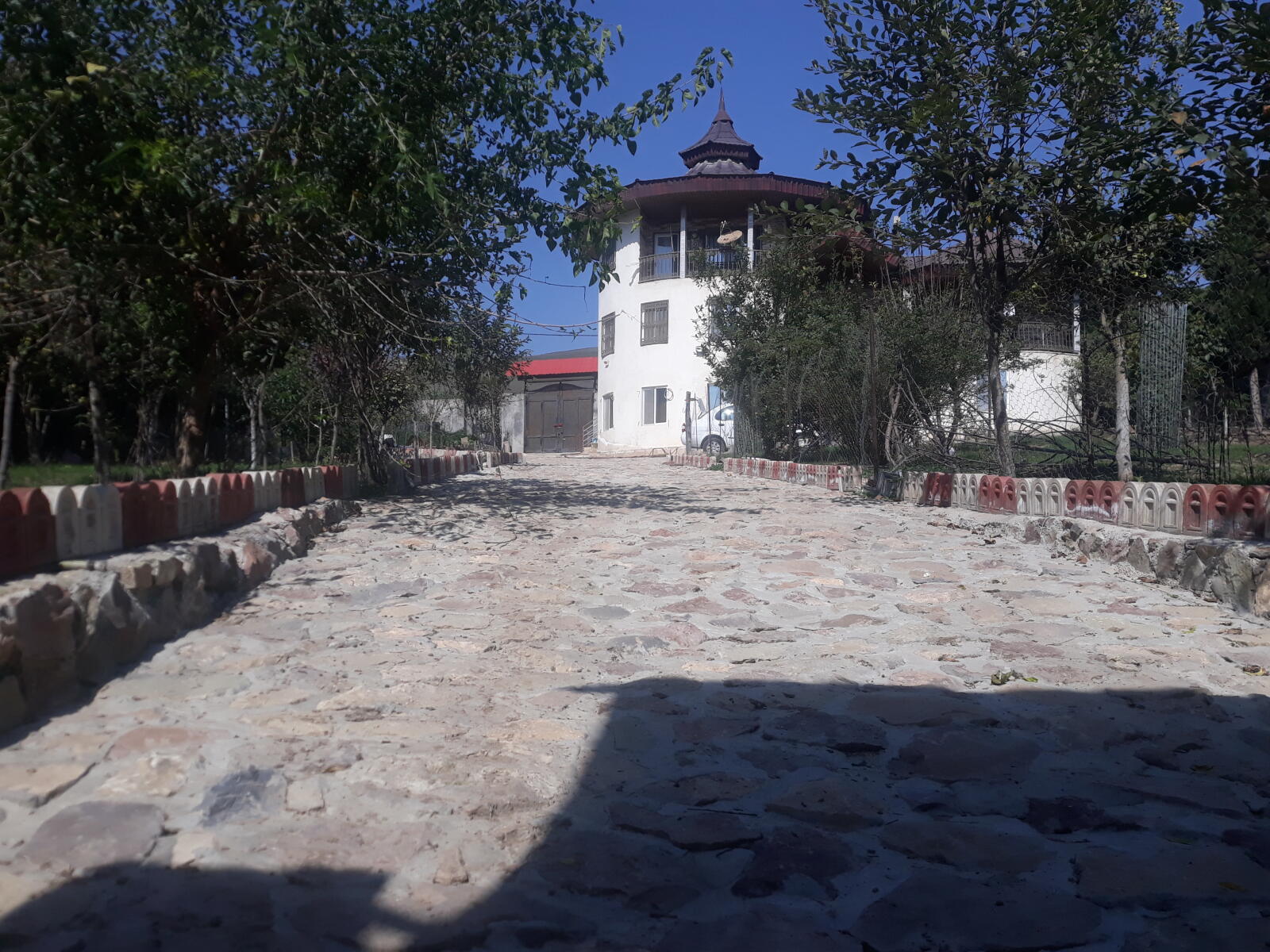 ورودی اقامتگاه