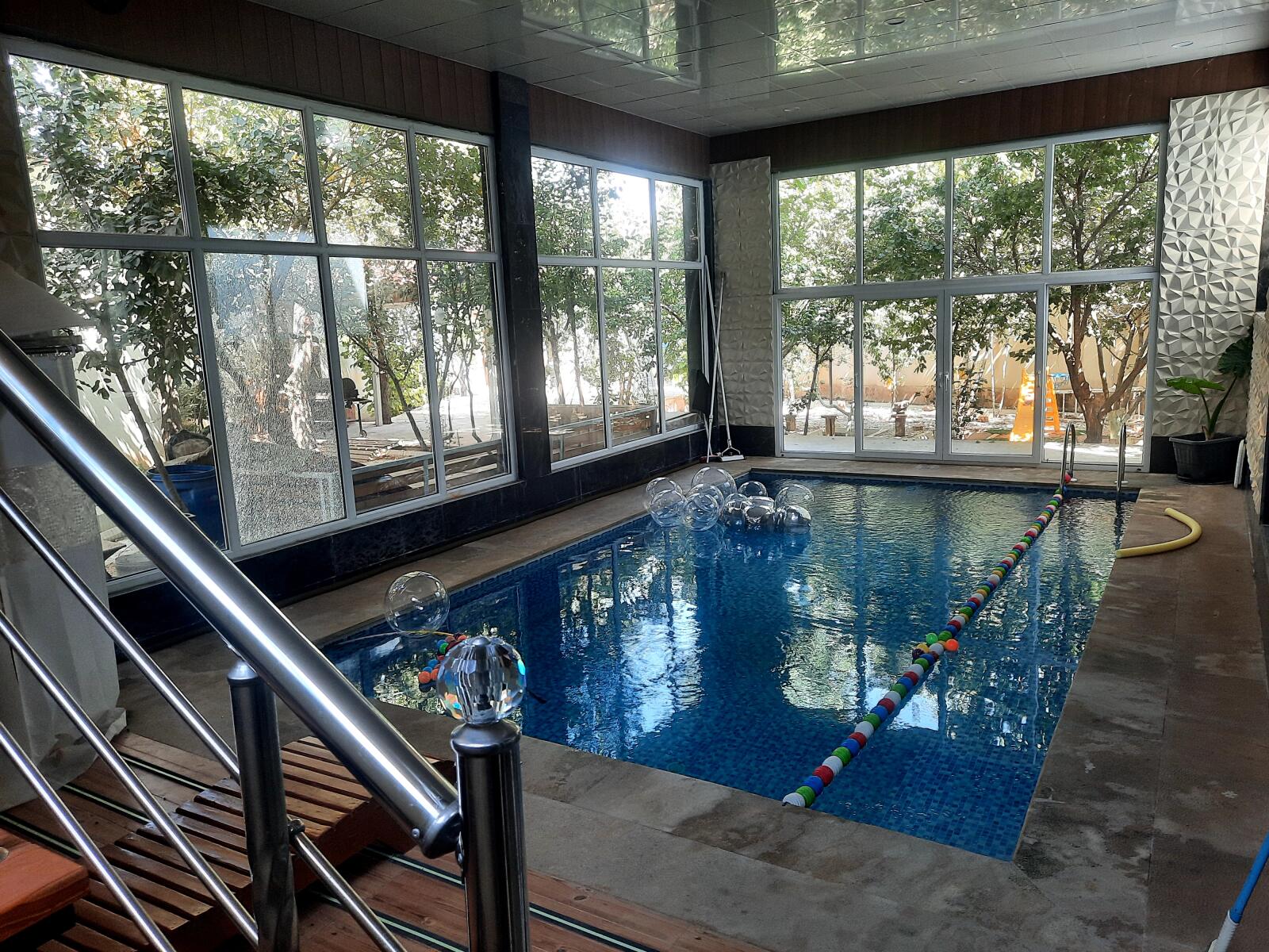 استخر استخر