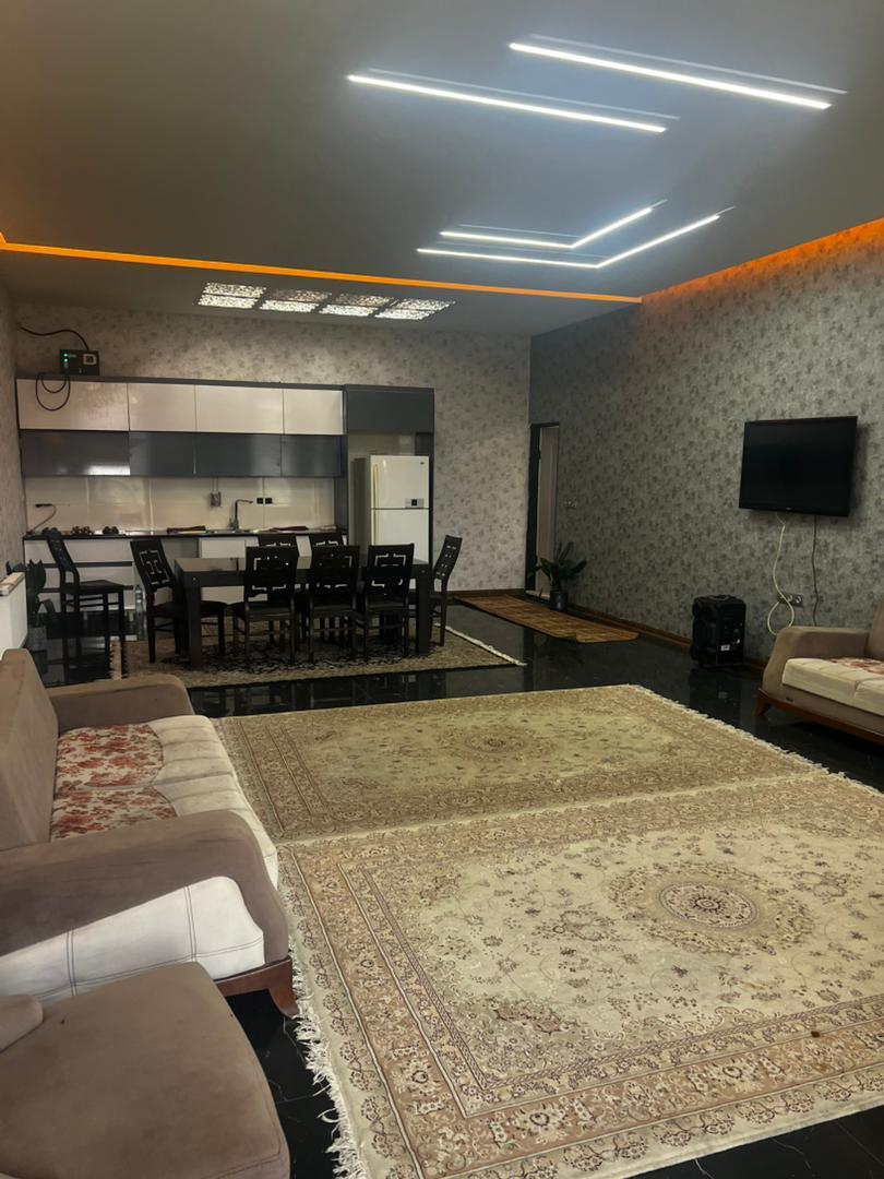 اتاق پذیرایی و آشپزخانه اتاق پذیرایی و آشپزخانه