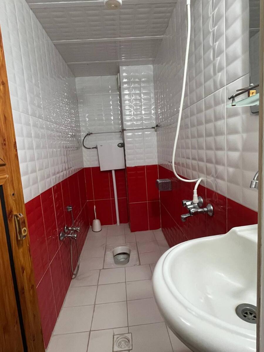 سرویس بهداشتی و حمام سرویس بهداشتی و حمام