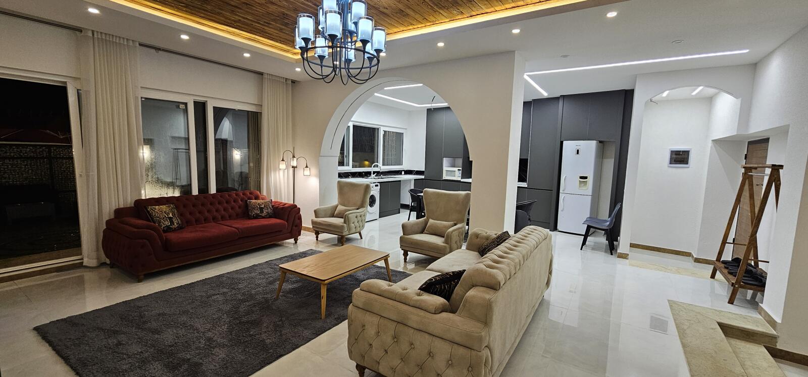 اتاق پذیرایی و آشپزخانه اتاق پذیرایی و آشپزخانه