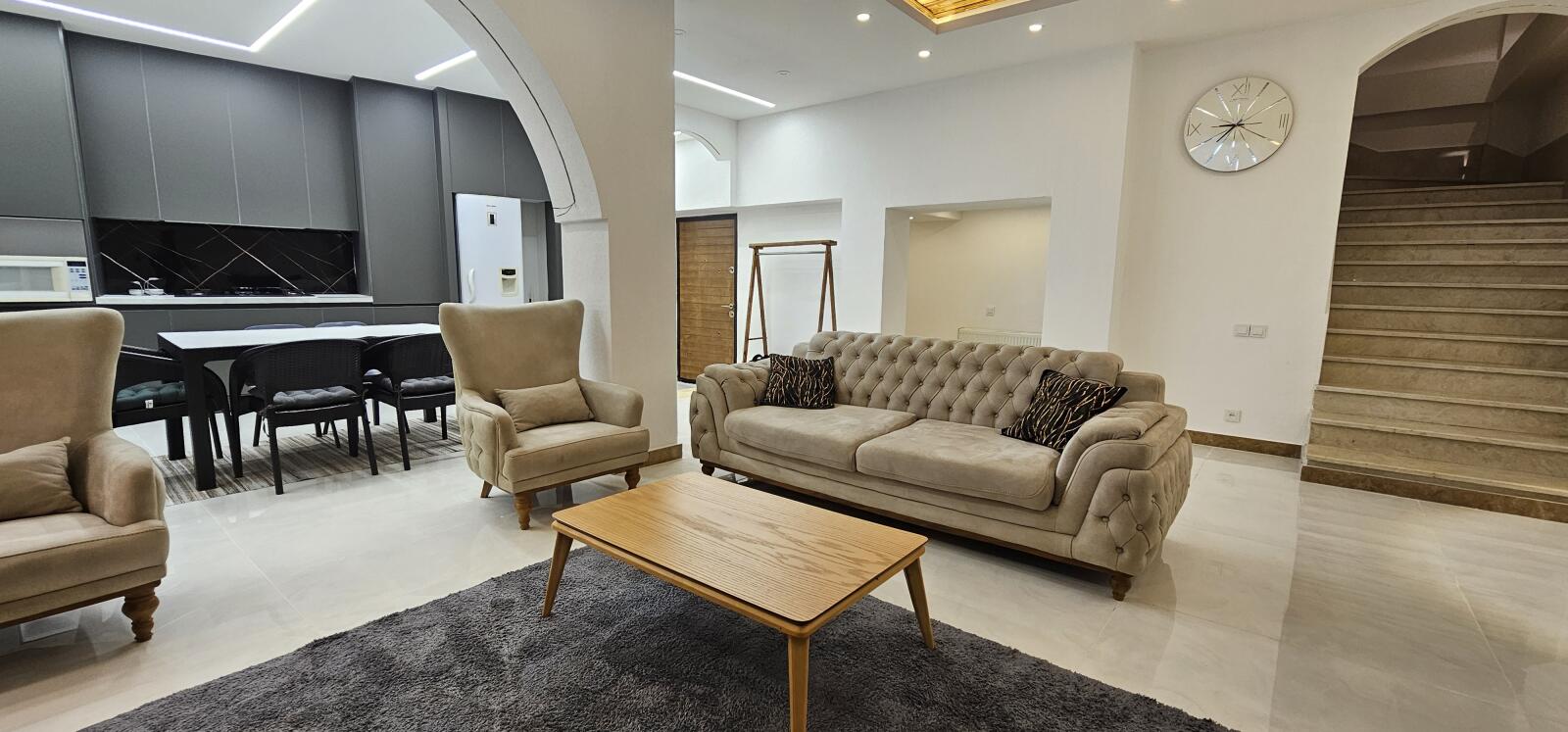 اتاق پذیرایی و آشپزخانه اتاق پذیرایی و آشپزخانه