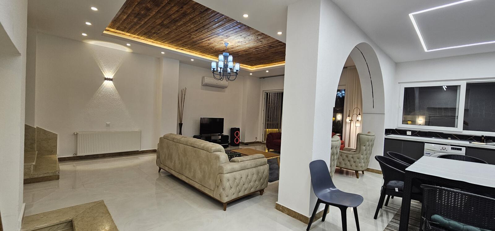 اتاق پذیرایی و آشپزخانه اتاق پذیرایی و آشپزخانه