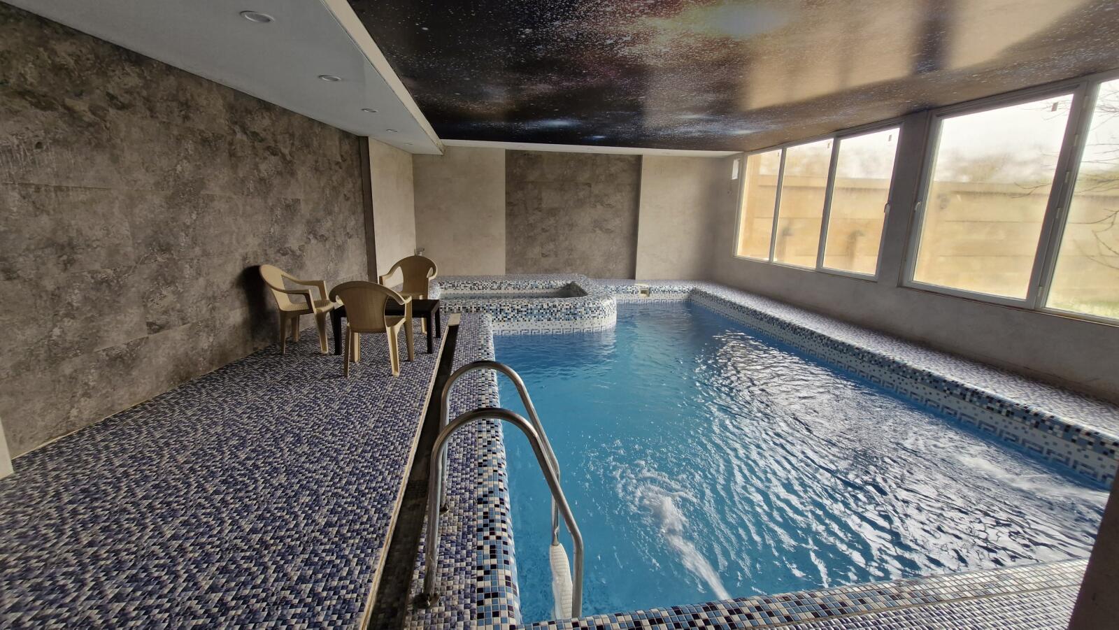 استخر و جکوزی استخر و جکوزی