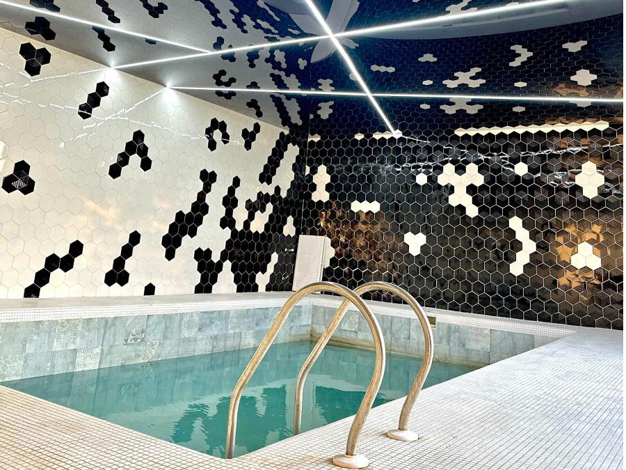 استخر استخر