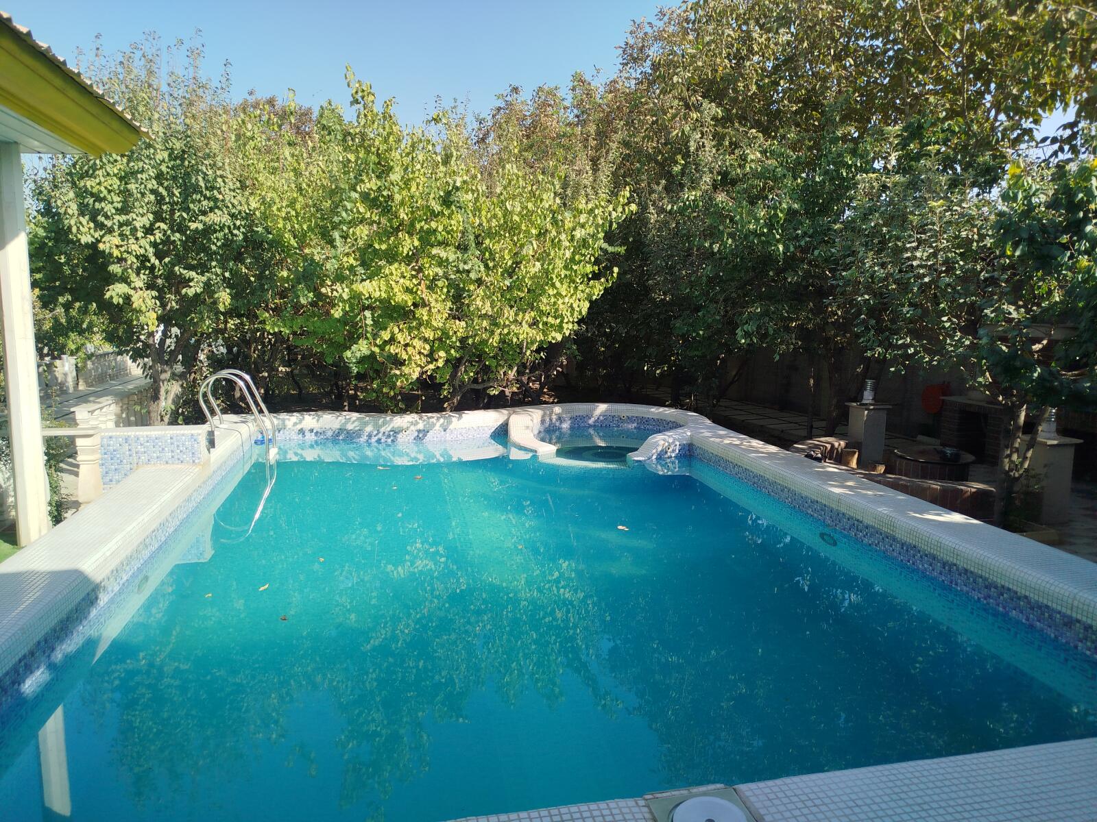 استخر استخر