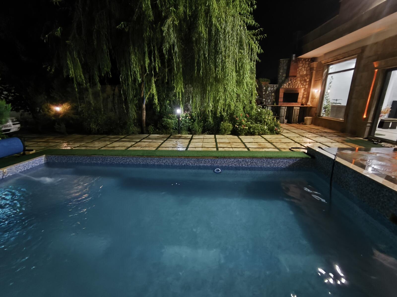 استخر استخر