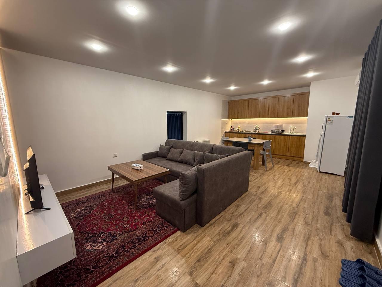 اتاق پذیرایی و آشپزخانه اتاق پذیرایی و آشپزخانه