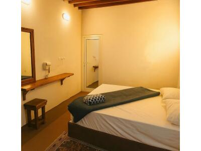 اقامتگاه بوم‌گردی رامش (اتاق مرجان)