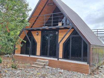 کلبه سوئیسی فَرخان