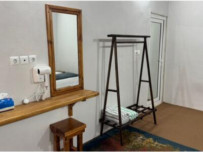 اقامتگاه بوم‌گردی رامش (اتاق مروارید)