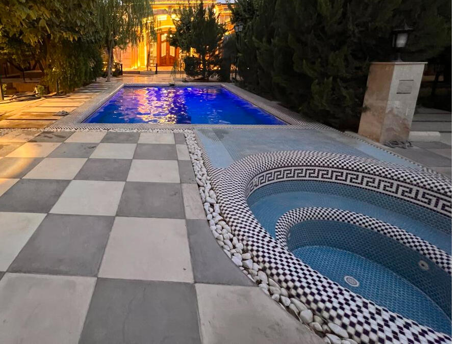 استخر استخر